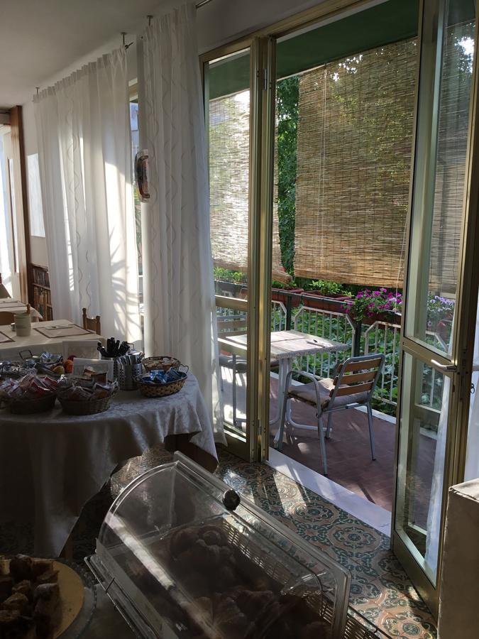 Hotel Mirella 里米尼 外观 照片